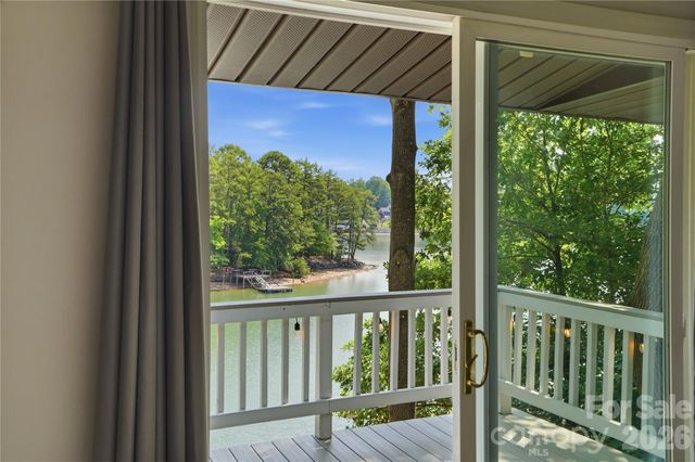 1113 Palmyra Drive, Tega Cay, SC 29708