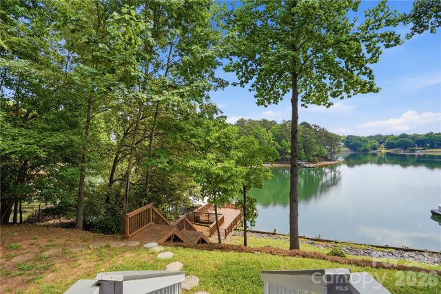 1113 Palmyra Drive, Tega Cay, SC 29708