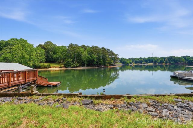 1113 Palmyra Drive, Tega Cay, SC 29708