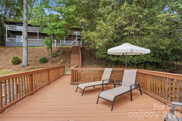 1113 Palmyra Drive, Tega Cay, SC 29708