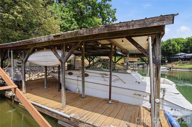 1113 Palmyra Drive, Tega Cay, SC 29708