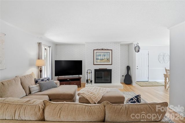 1113 Palmyra Drive, Tega Cay, SC 29708