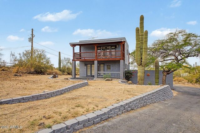 40404 N NEW RIVER Road, Phoenix, AZ 85086