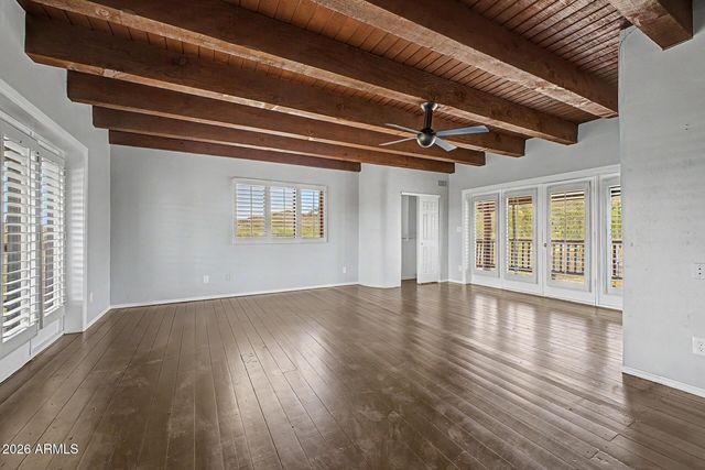 40404 N NEW RIVER Road, Phoenix, AZ 85086