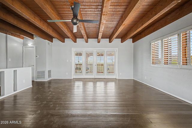 40404 N NEW RIVER Road, Phoenix, AZ 85086
