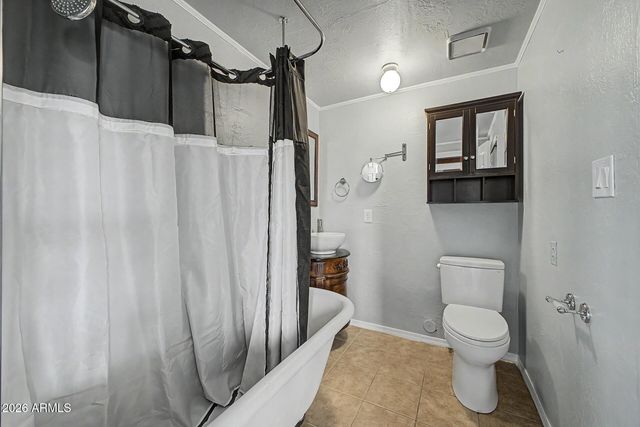 40404 N NEW RIVER Road, Phoenix, AZ 85086
