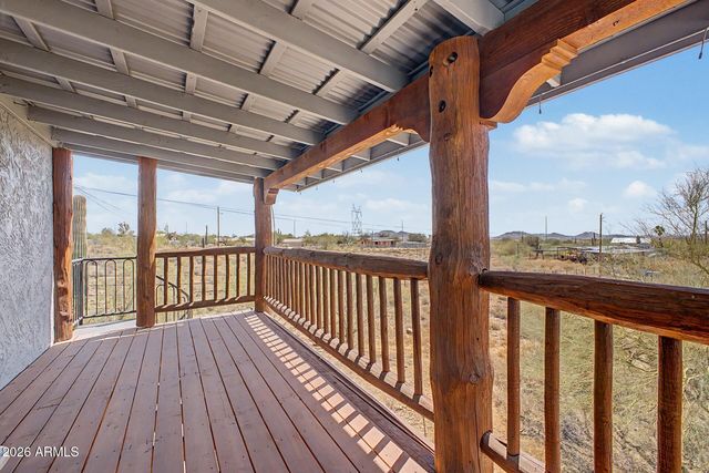 40404 N NEW RIVER Road, Phoenix, AZ 85086