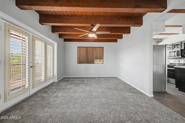 40404 N NEW RIVER Road, Phoenix, AZ 85086
