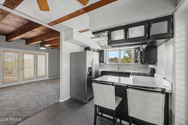 40404 N NEW RIVER Road, Phoenix, AZ 85086