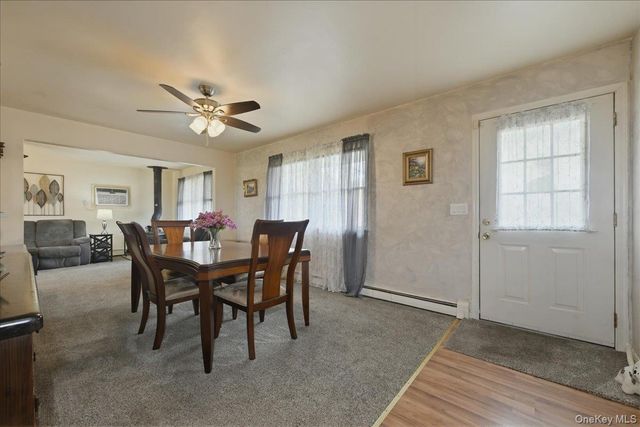 258 Oakland Avenue, Miller Place, NY 11764
