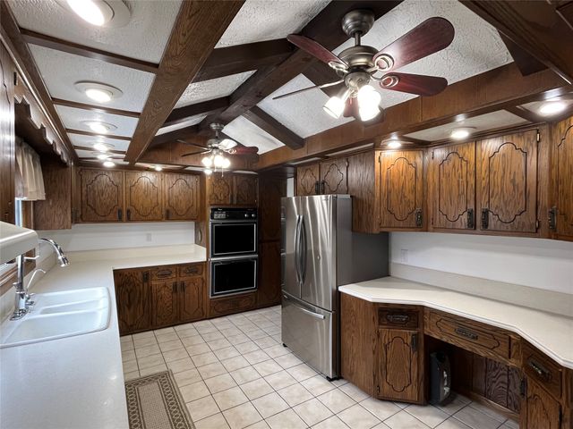 2520 BIRD Drive, Erie, PA 16510