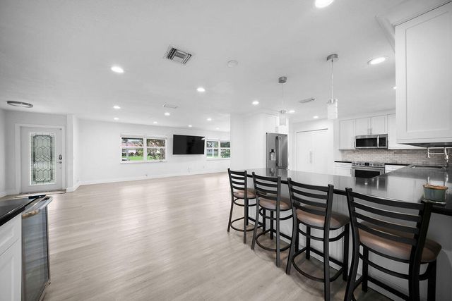 4910 SW 205TH Avenue, Southwest Ranches, FL 33332