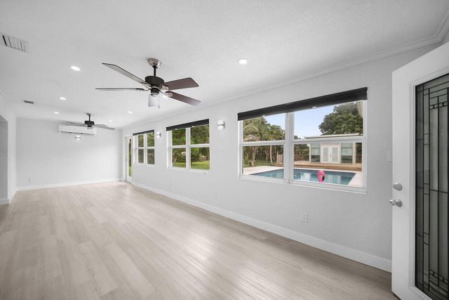 4910 SW 205TH Avenue, Southwest Ranches, FL 33332