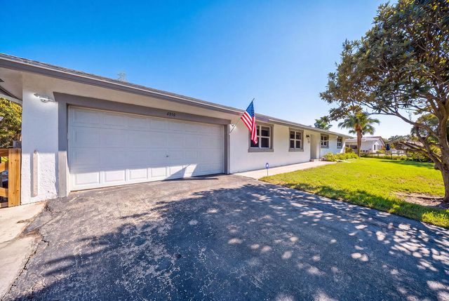 4910 SW 205TH Avenue, Southwest Ranches, FL 33332