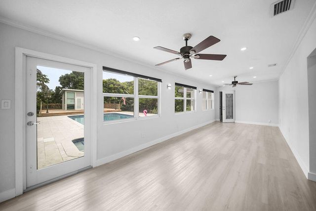 4910 SW 205TH Avenue, Southwest Ranches, FL 33332