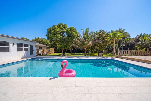 4910 SW 205TH Avenue, Southwest Ranches, FL 33332