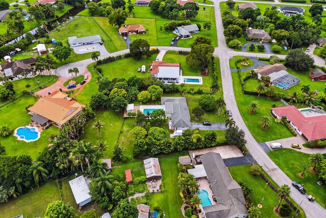 4910 SW 205TH Avenue, Southwest Ranches, FL 33332