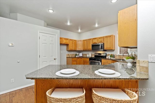 11835 W Dallan Dr, Boise, ID 83713