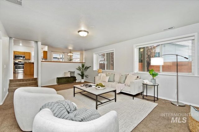 11835 W Dallan Dr, Boise, ID 83713