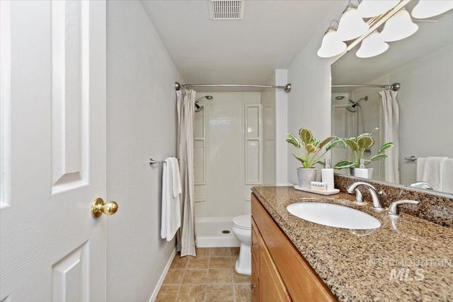 11835 W Dallan Dr, Boise, ID 83713