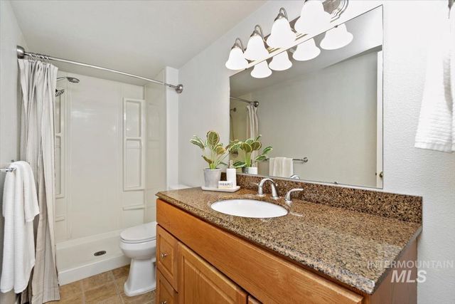 11835 W Dallan Dr, Boise, ID 83713