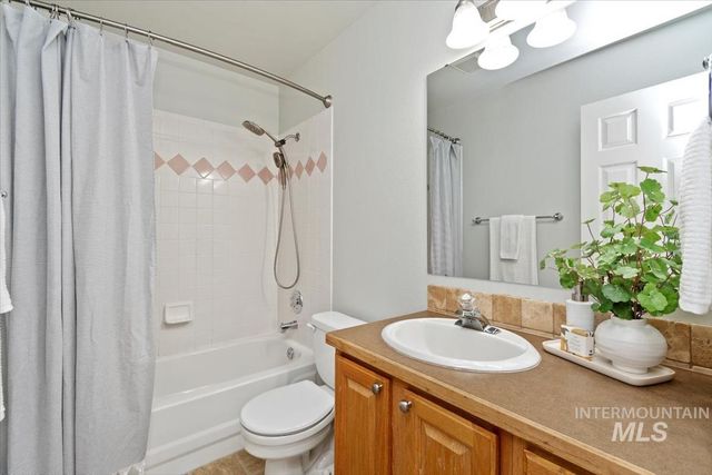 11835 W Dallan Dr, Boise, ID 83713