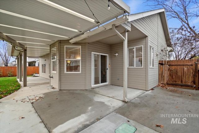 11835 W Dallan Dr, Boise, ID 83713