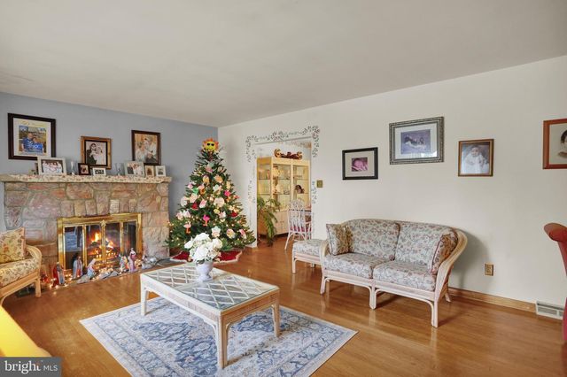 1317 LORRAINE RD, Reading, PA 19604