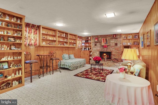 1317 LORRAINE RD, Reading, PA 19604