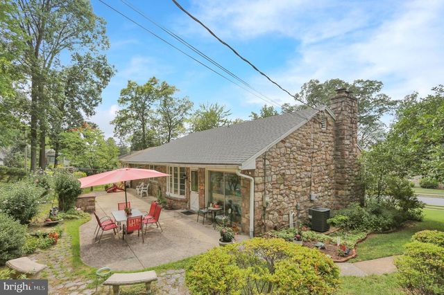 1317 LORRAINE RD, Reading, PA 19604
