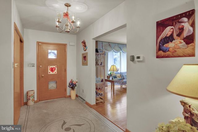 1317 LORRAINE RD, Reading, PA 19604