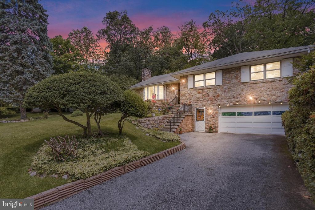 1317 LORRAINE RD, Reading, PA 19604