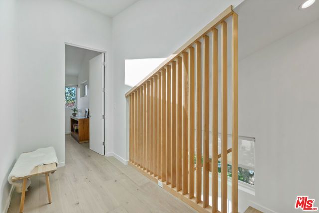 1352 Pacific Street B, Santa Monica, CA 90405