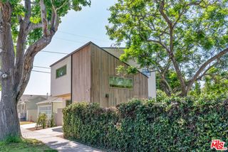 1352 Pacific Street B, Santa Monica, CA 90405