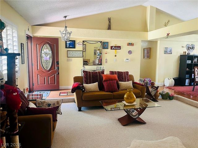 6432 West Mesa Vista Avenue, Las Vegas, NV 89118