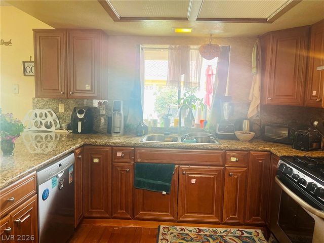 6432 West Mesa Vista Avenue, Las Vegas, NV 89118