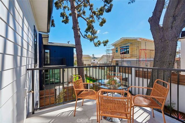 17007 Haas Avenue, Torrance, CA 90504