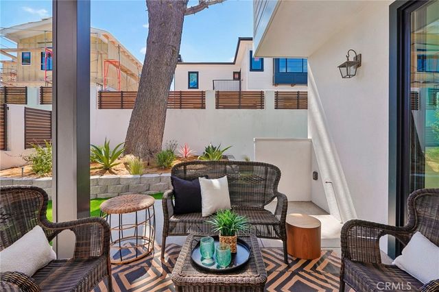 17007 Haas Avenue, Torrance, CA 90504