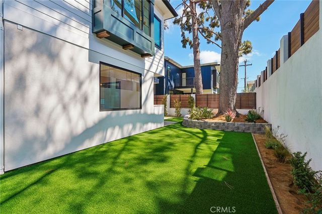 17007 Haas Avenue, Torrance, CA 90504