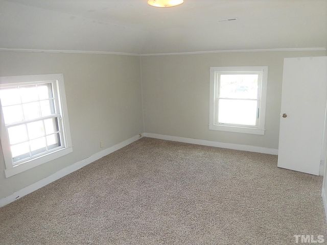 1015 Oberlin Road, Raleigh, NC 27605