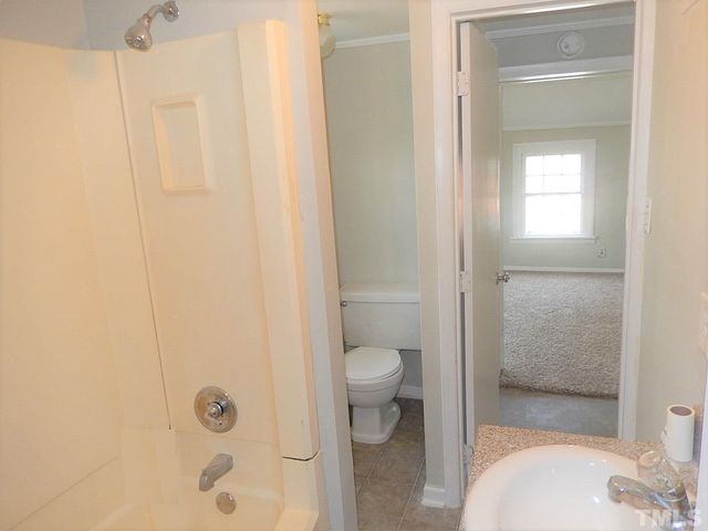 1015 Oberlin Road, Raleigh, NC 27605