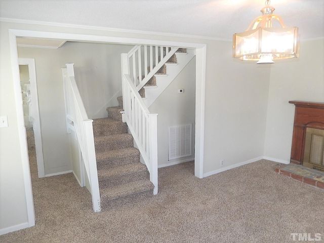 1015 Oberlin Road, Raleigh, NC 27605