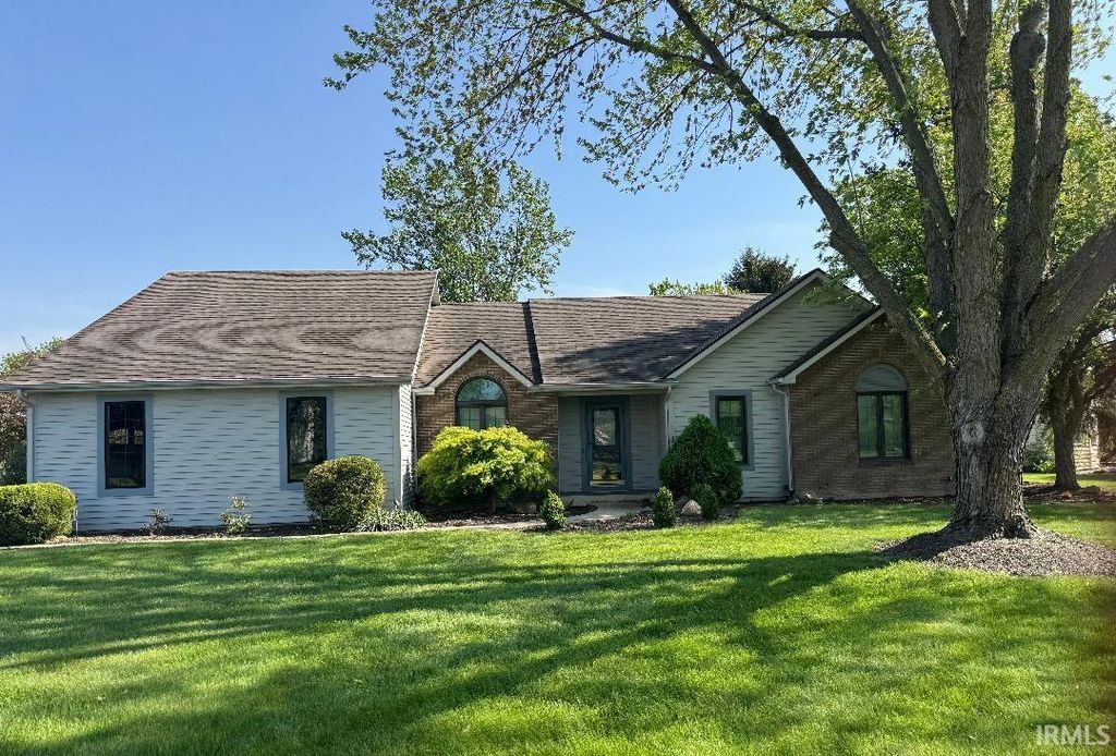 928 Willowind Trail, Fort Wayne, IN 46845