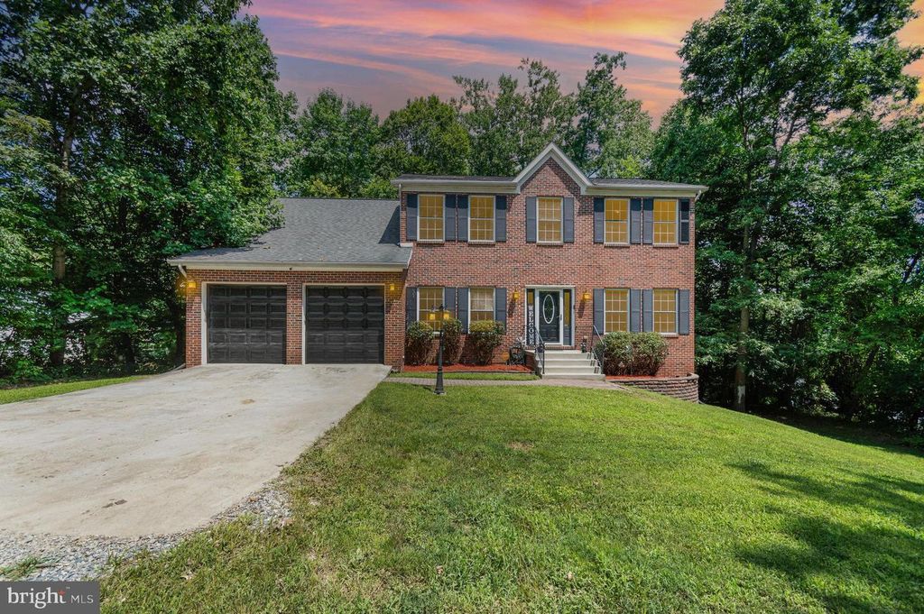 12118 OLD FORT RD, Fort Washington, MD 20744