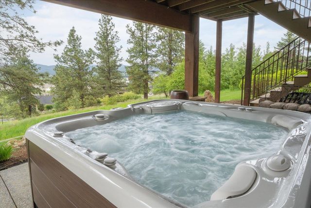 781 N Holiday Hills Dr, Liberty Lake, WA 99019