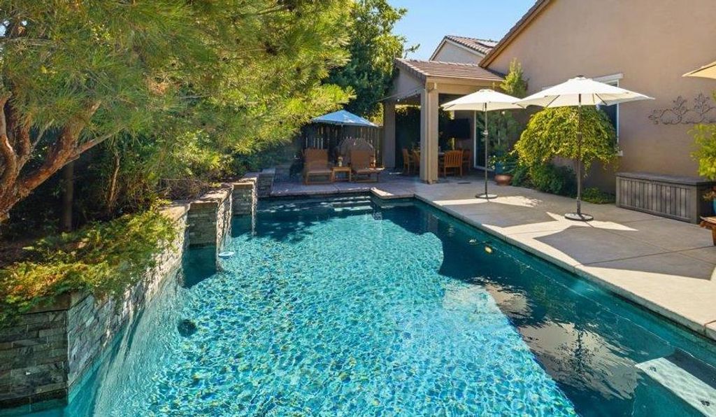 1612 Flora Way, Lincoln, CA 95648