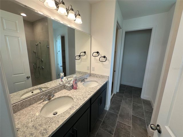 484 SHADOW GORGE WAY, Eustis, FL 32736