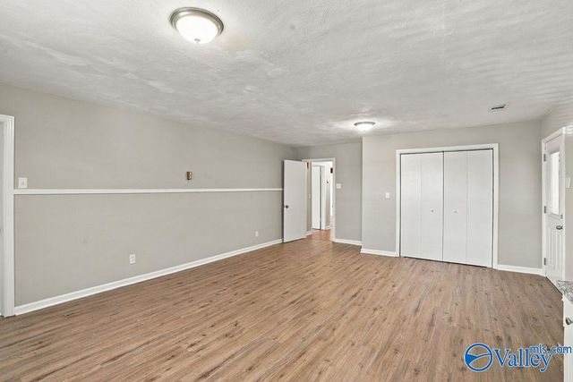 921 8th Avenue SE, Decatur, AL 35601