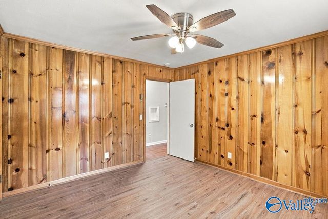 921 8th Avenue SE, Decatur, AL 35601