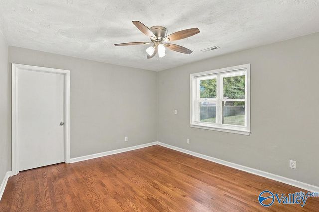 921 8th Avenue SE, Decatur, AL 35601